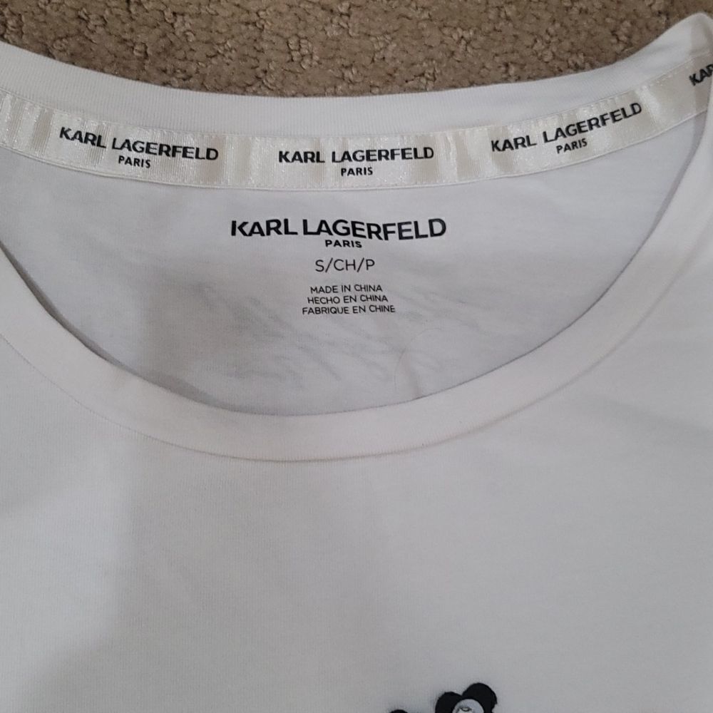 Karl Lagerfeld graphic tee size small. - Picture 2 of 8